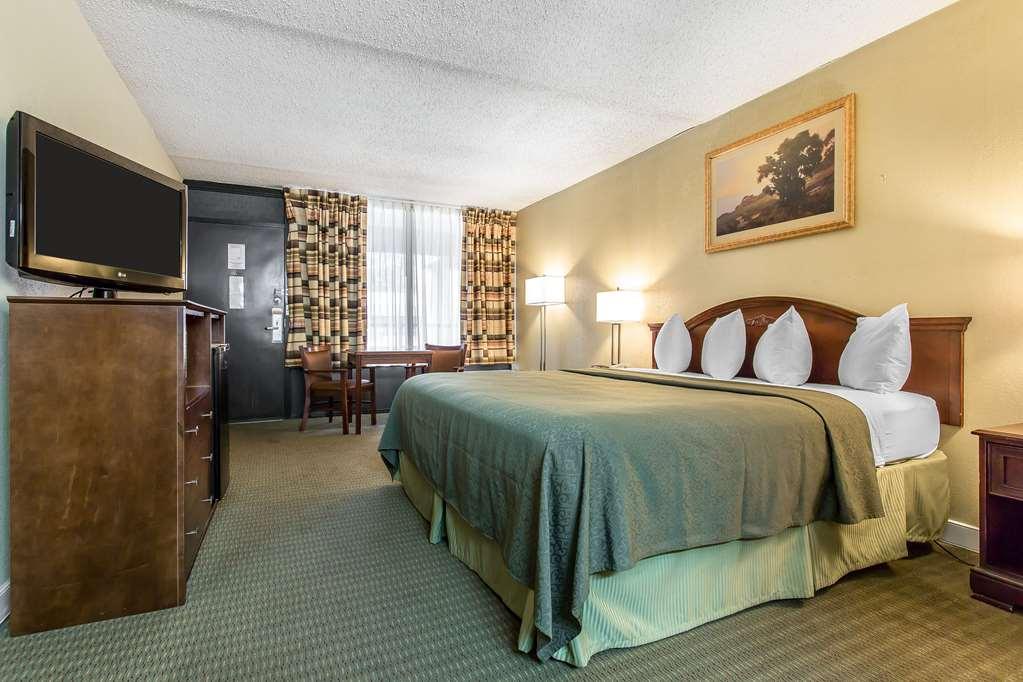 Rodeway Inn Lawton Pokoj fotografie