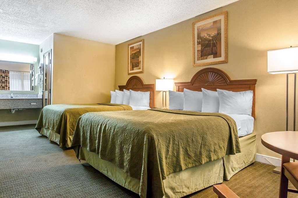 Rodeway Inn Lawton Pokoj fotografie