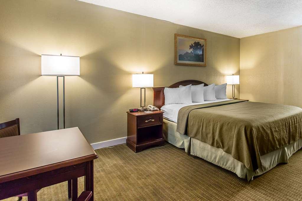 Rodeway Inn Lawton Pokoj fotografie